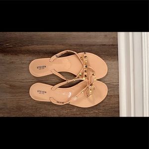 Gold studded bow sandals size 9